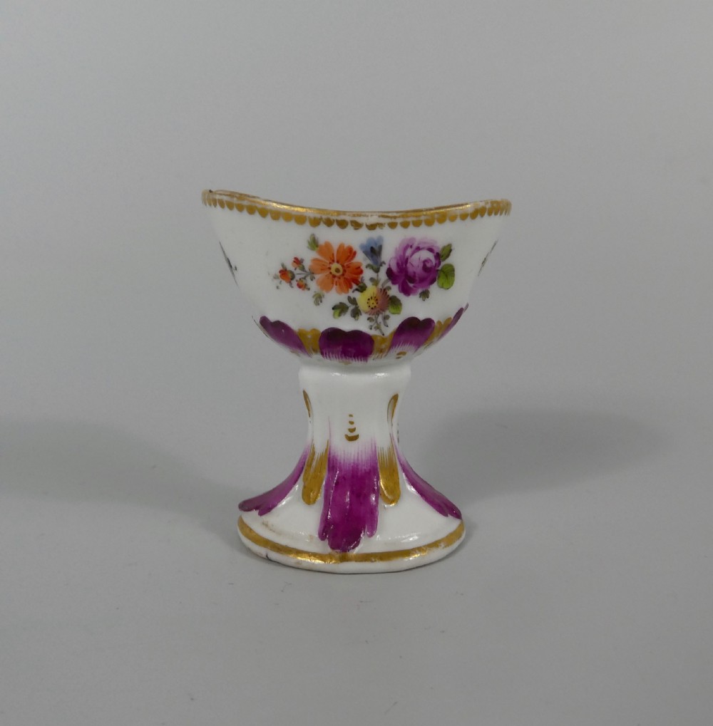 Rare Vienna porcelain eye bath, c. 1770 View III
