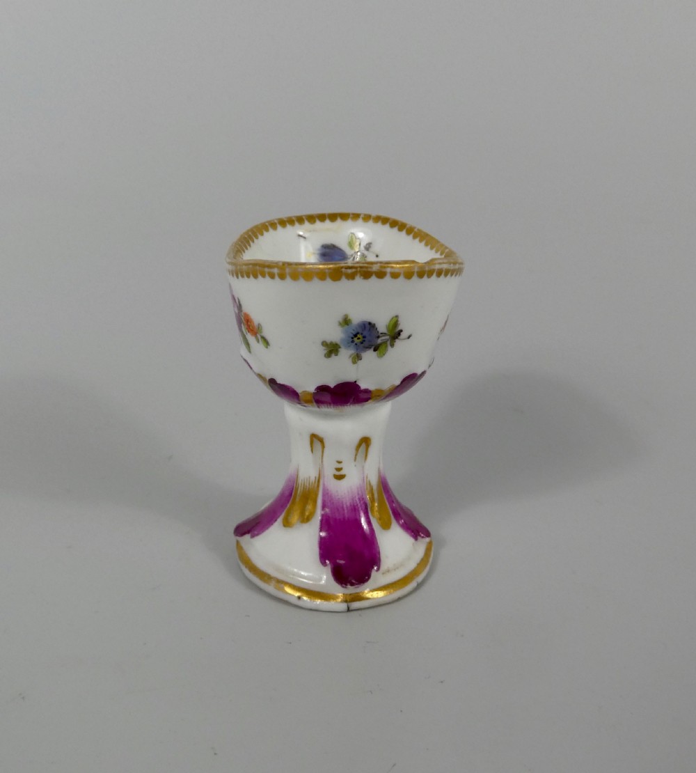 Rare Vienna porcelain eye bath, c. 1770 View IV