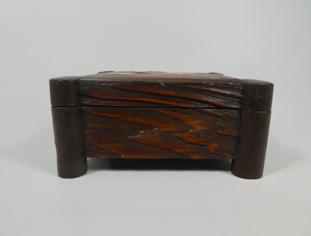 Japanese lacquer box and cover. Meiji Period (1868-1812). View V