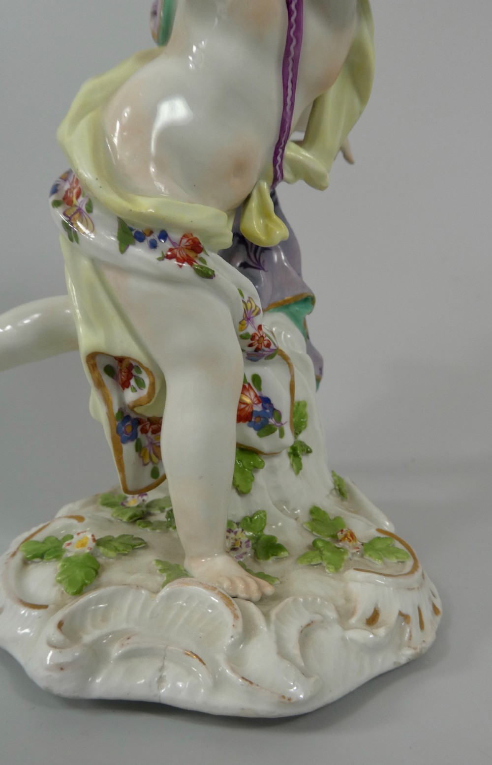 Meissen group of Dancing Putti, c. 1750. View VI