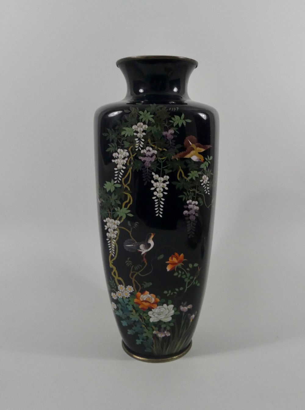 Japanese cloisonne Vase, c. 1900, Meiji Period.