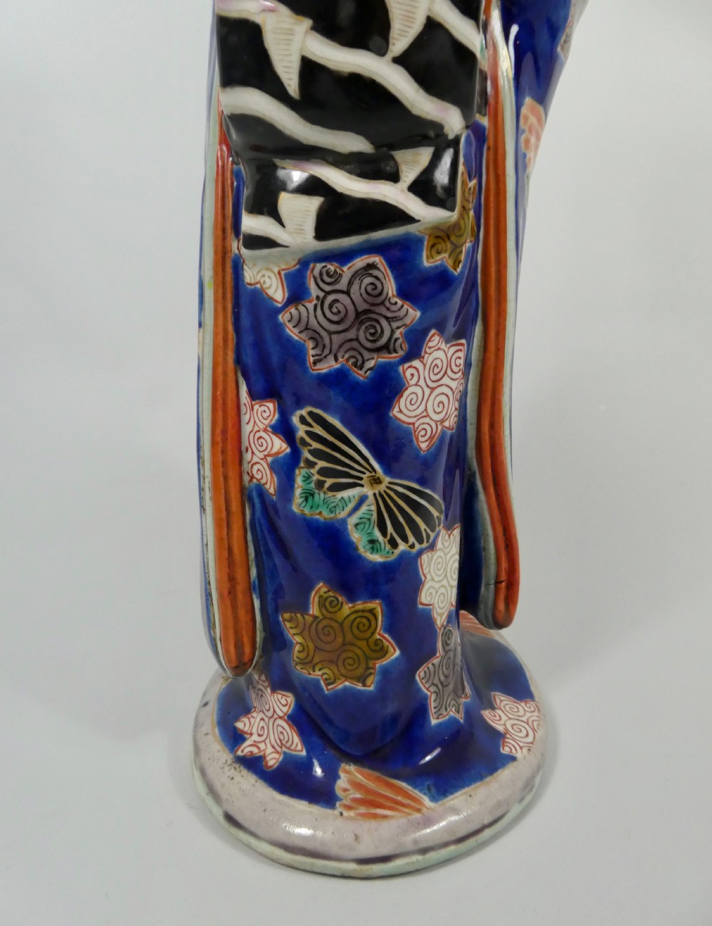 Kutani porcelain Bijin, c. 1890. Meiji Period. View VII