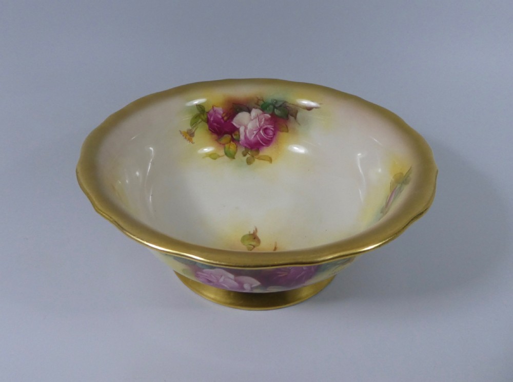Royal Worcester porcelain bowl, Rose, by Mildred Hunt, dated 1939. View VII