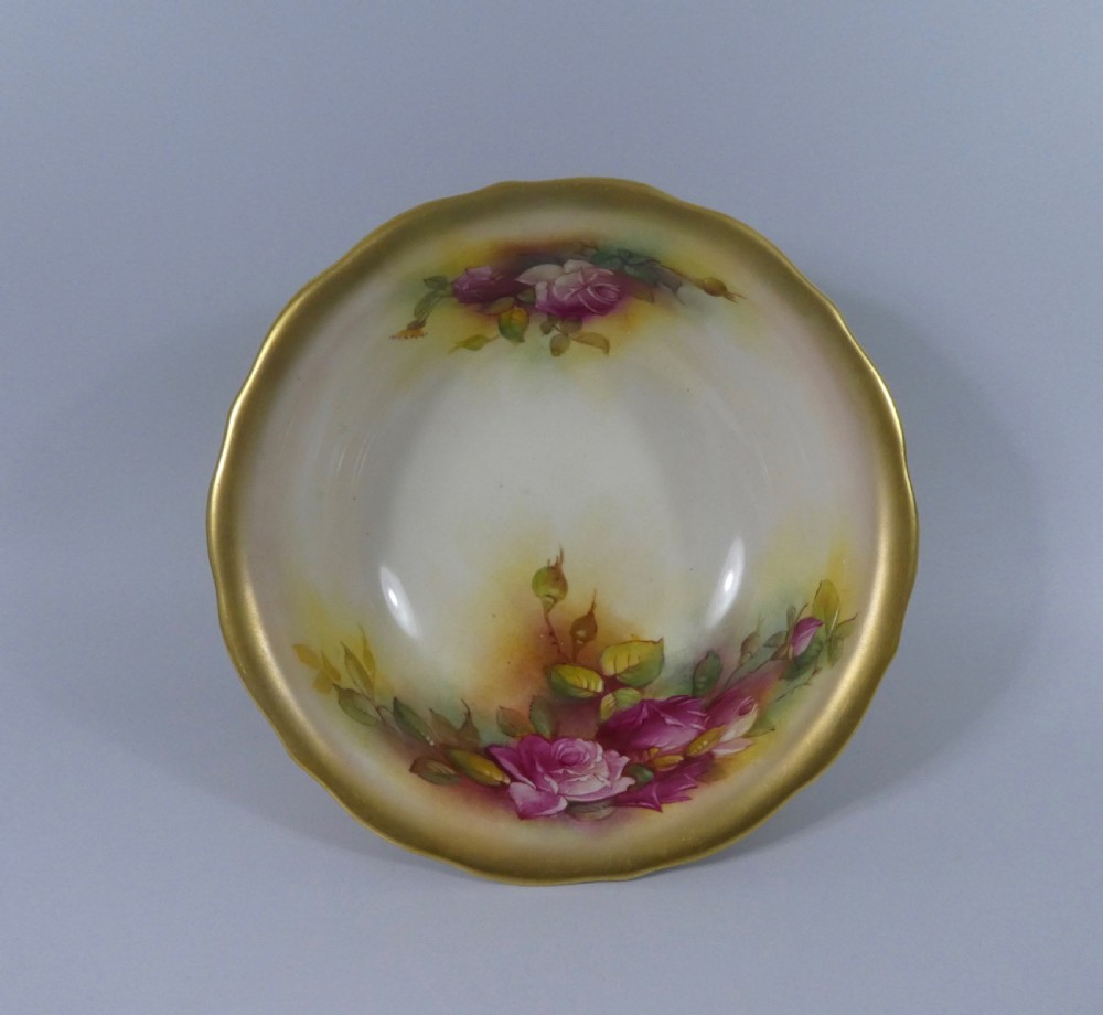 Royal Worcester porcelain bowl, Rose, by Mildred Hunt, dated 1939. View IX