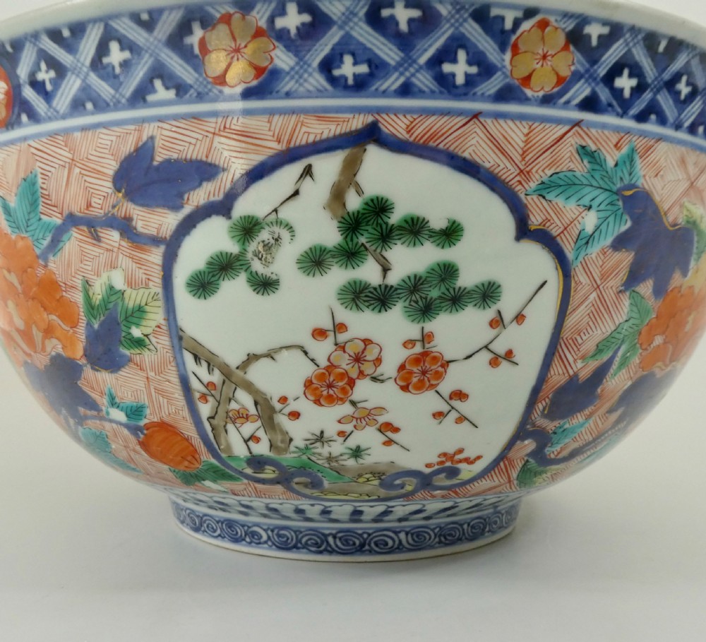 Large Japanese Imari bowl, late 17th Century, Genroku Period. View VI
