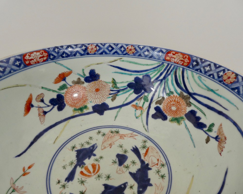 Large Japanese Imari bowl, late 17th Century, Genroku Period. View VII