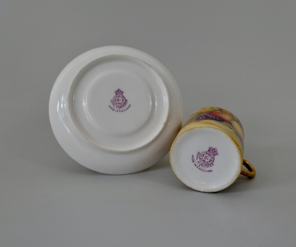 Royal Worcester coffee can and saucer. Fruit, dated 1925. View VIII