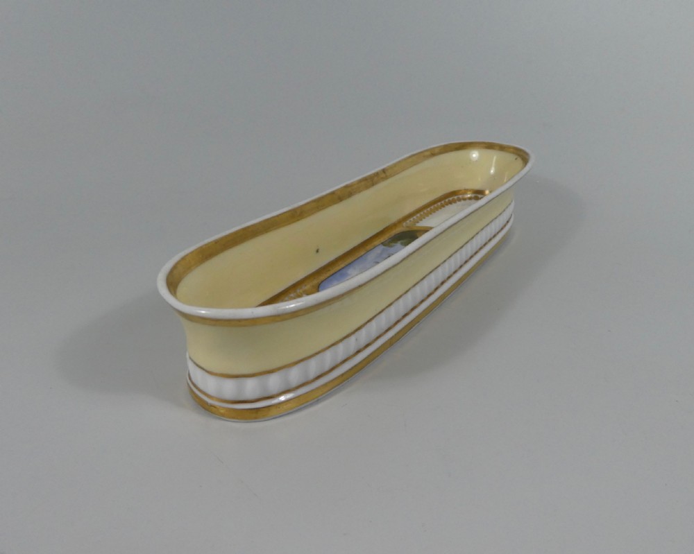 Chamberlains Worcester pen tray, ‘Claremont’, c. 1820. View V