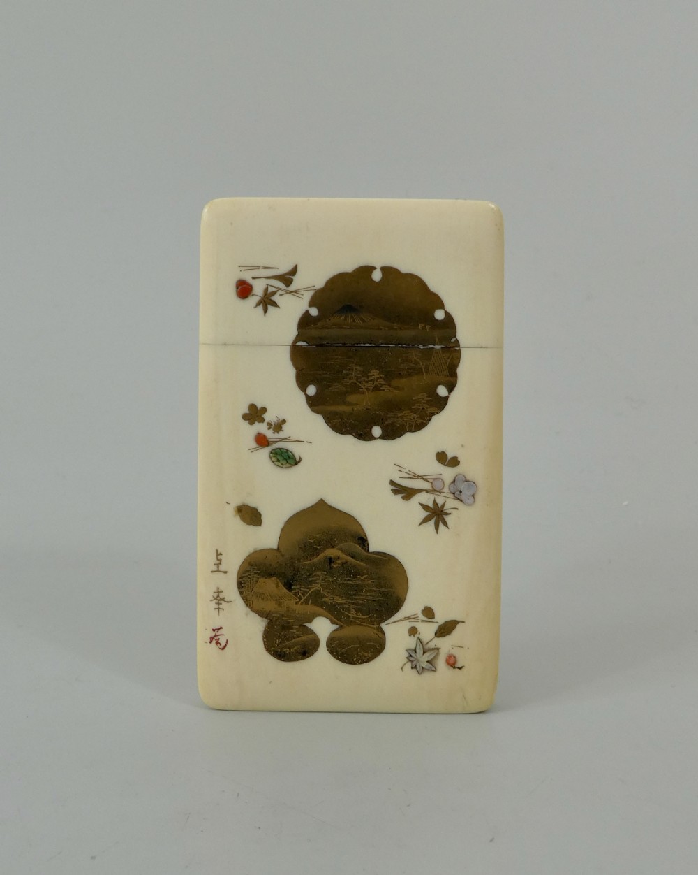 Japanese Shibayama card case, signed. c. 1890. Meiji Period. View IV