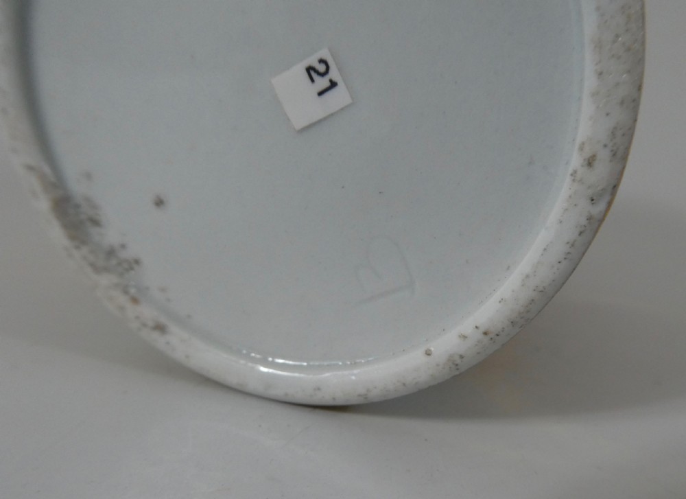 Barr Worcester porcelain coffee can, c. 1800. View VII