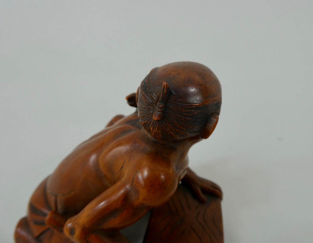 Japanese boxwood okimono ‘The Rat Catcher’. Meiji Period. View XI