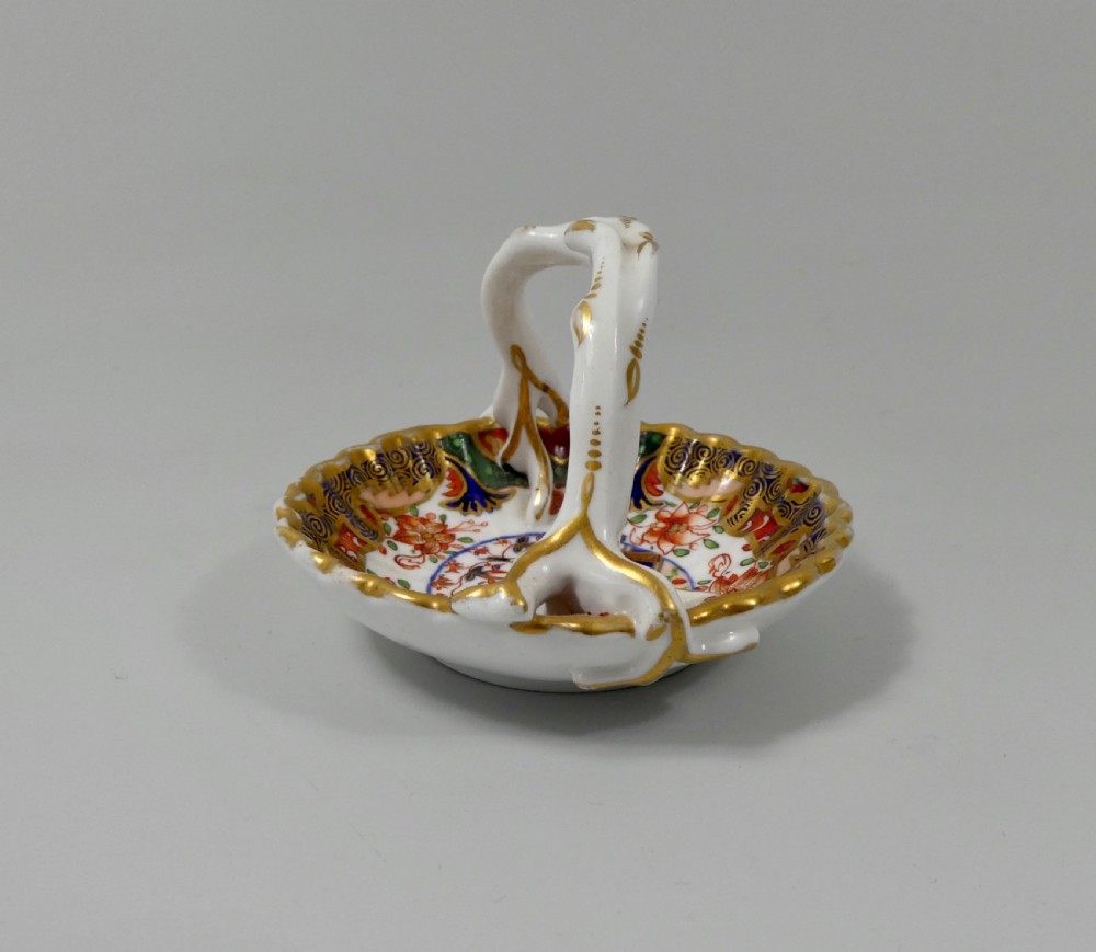 Spode porcelain miniature basket, Imari pattern, c. 1810. View V