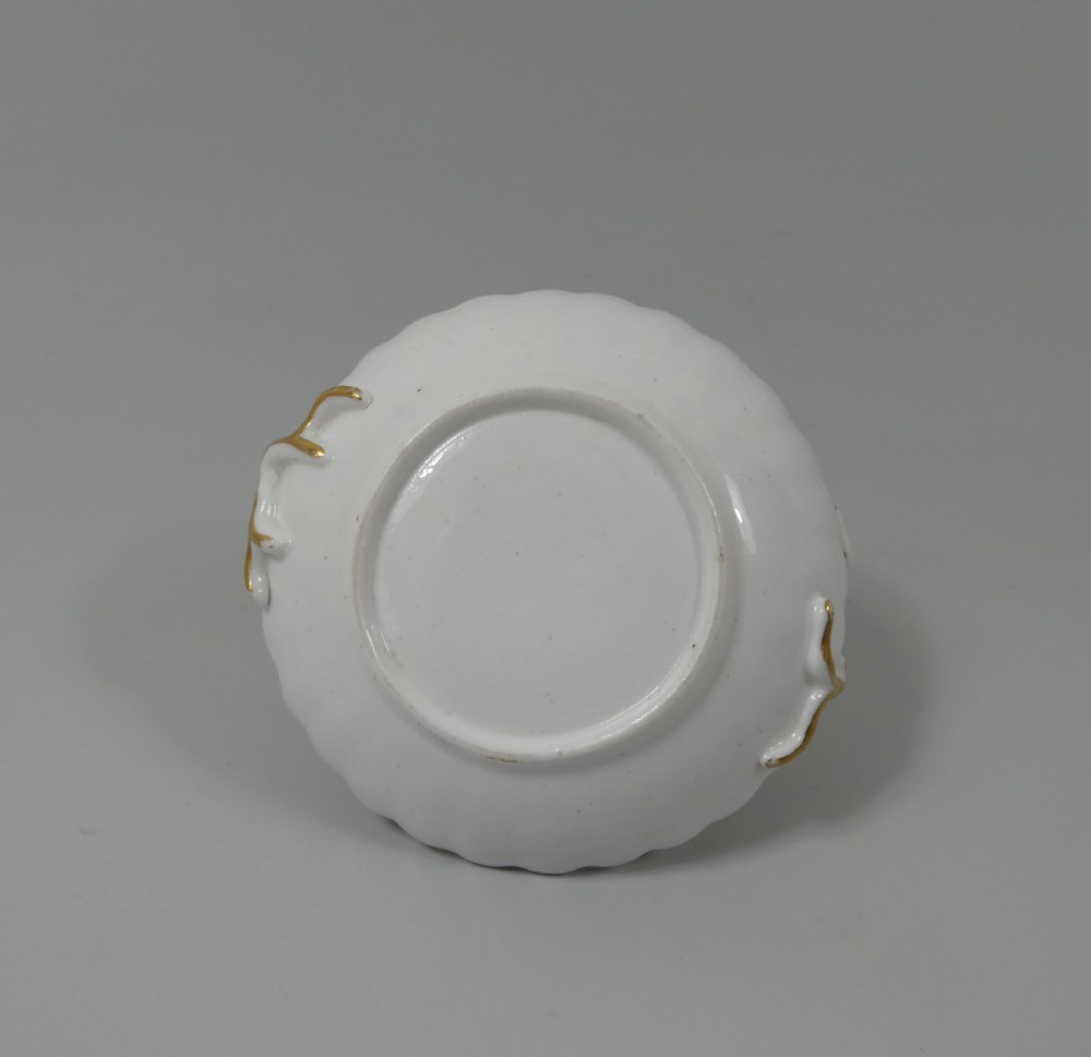Spode porcelain miniature basket, Imari pattern, c. 1810. View VIII