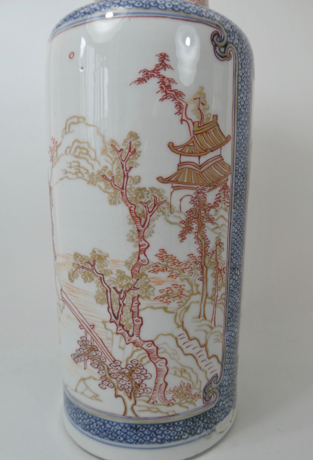 Pair Chinese ‘Rouge de Fer’ vases, c.1700. Kangxi Period. View VIII