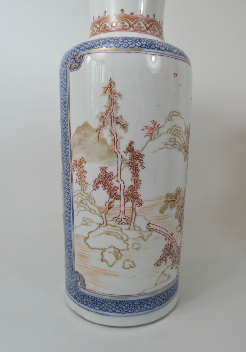 Pair Chinese ‘Rouge de Fer’ vases, c.1700. Kangxi Period. View IX