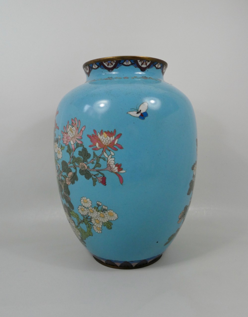 Pair of large Japanese cloisonne vases, Meiji Period. View VII