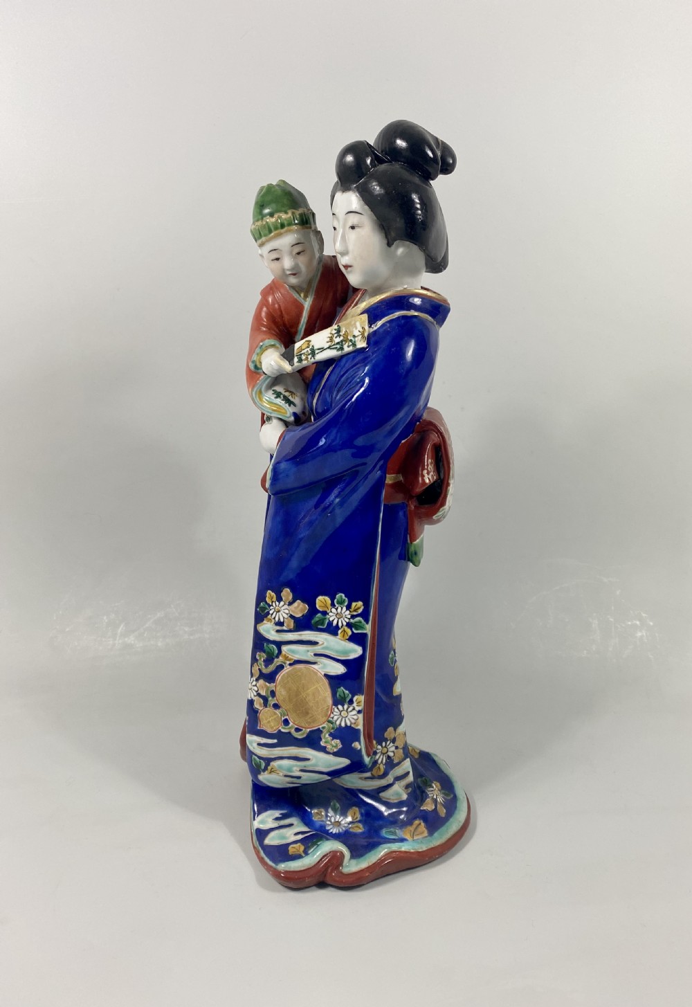 Kutani Bijin and child, c. 1890. Meiji Period. View III