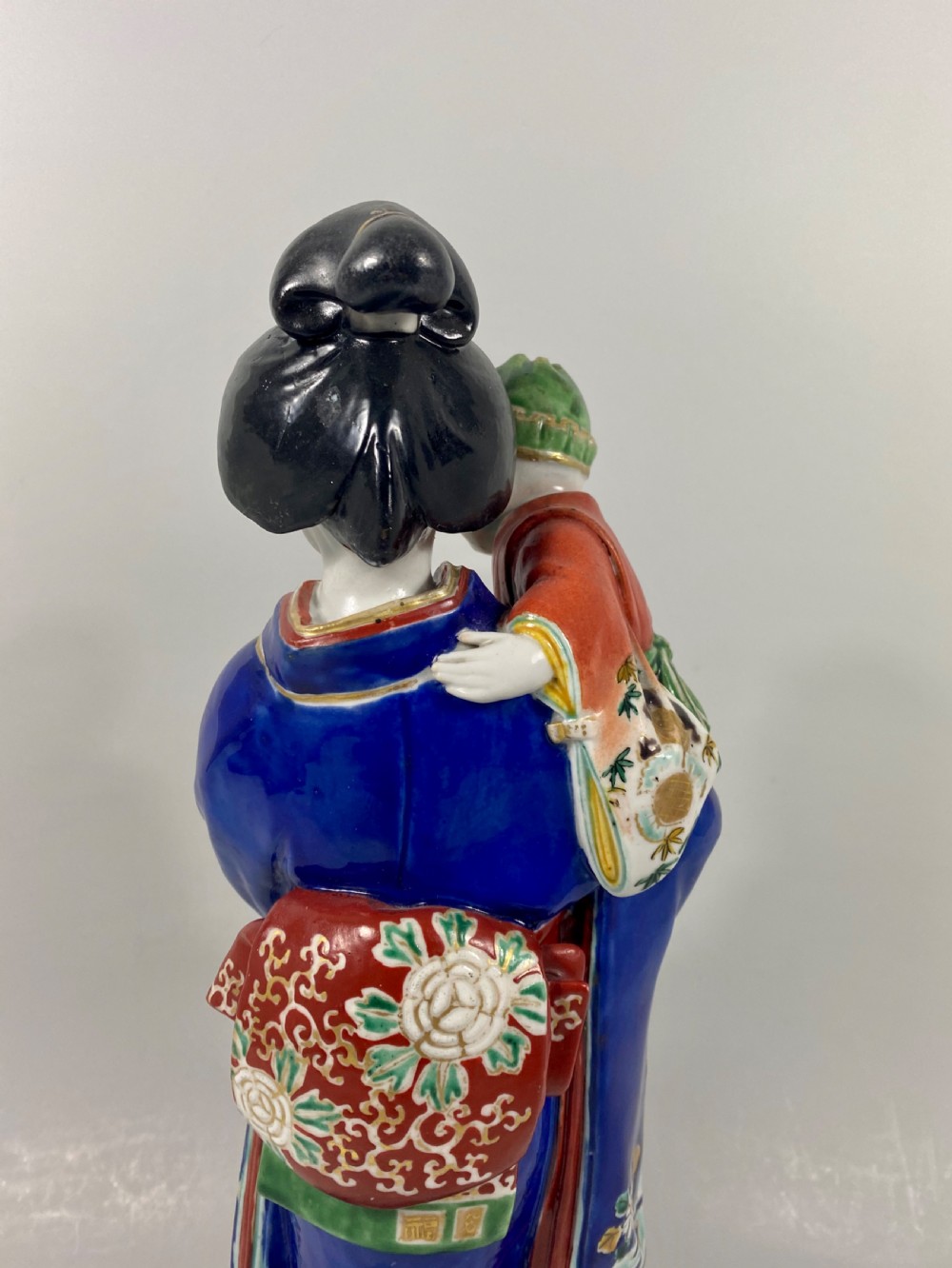 Kutani Bijin and child, c. 1890. Meiji Period. View VII