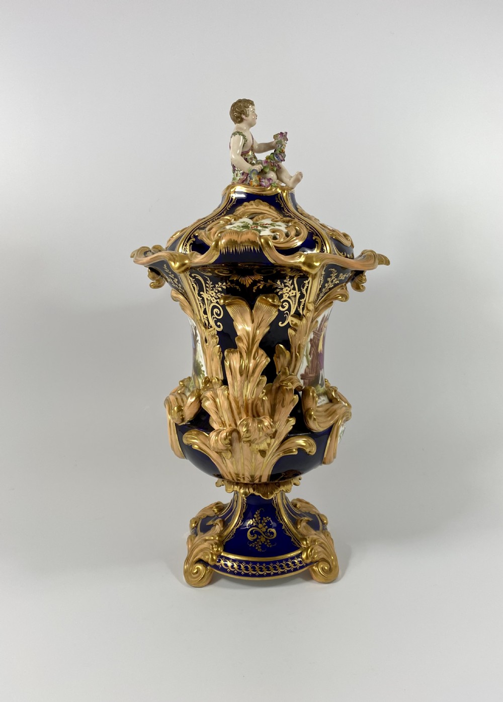 Fine pair Minton porcelain vases & covers, c. 1830. View VIII