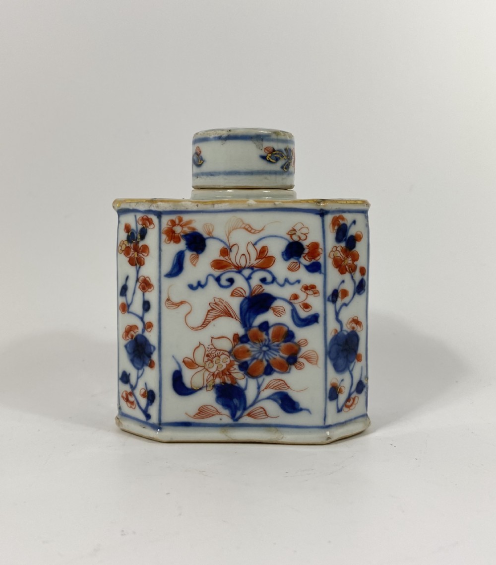 Chinese ‘Imari’ tea caddy & cover, c.1700. Kangxi Period.