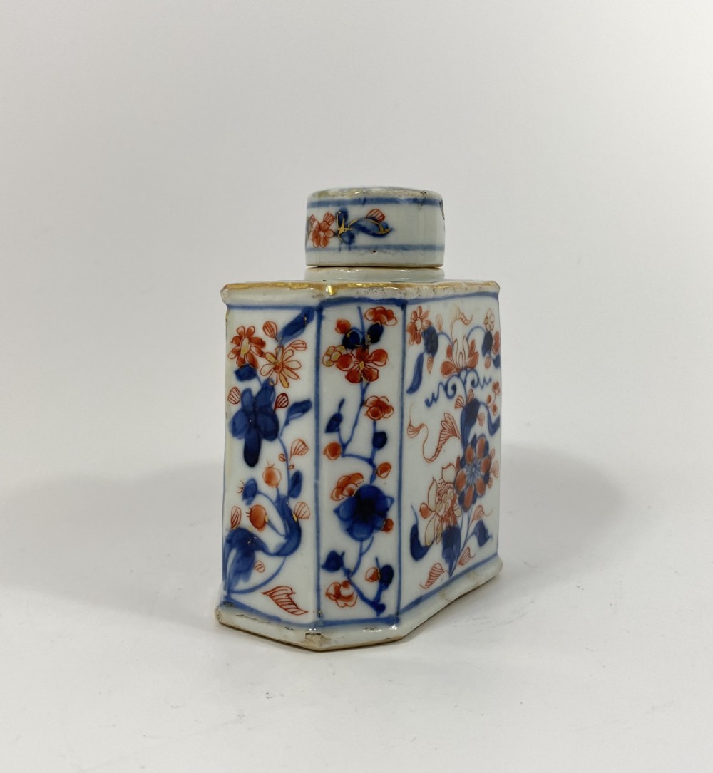 Chinese ‘Imari’ tea caddy & cover, c.1700. Kangxi Period. View II