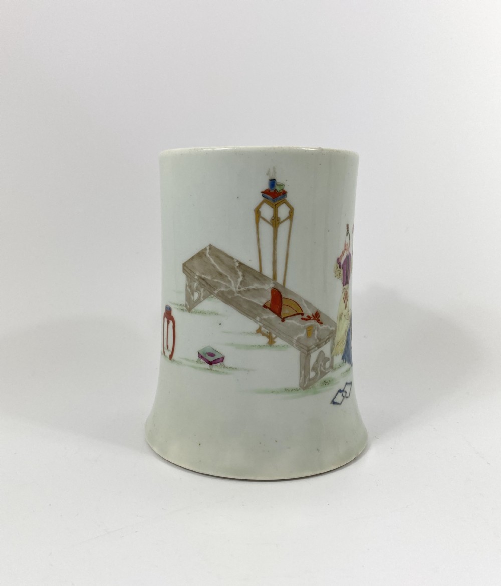 Worcester porcelain mug, c. 1754. Scratch Cross period. View II