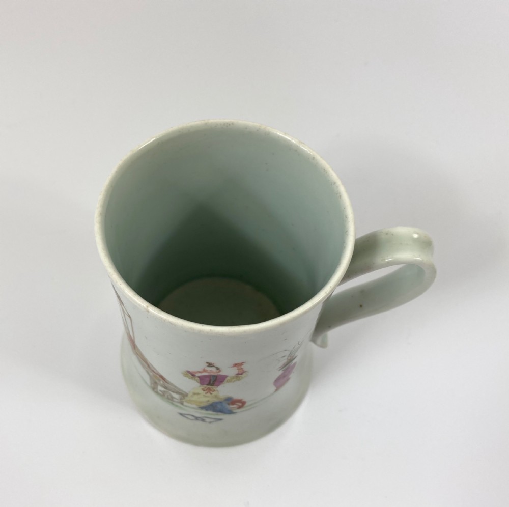 Worcester porcelain mug, c. 1754. Scratch Cross period. View VII