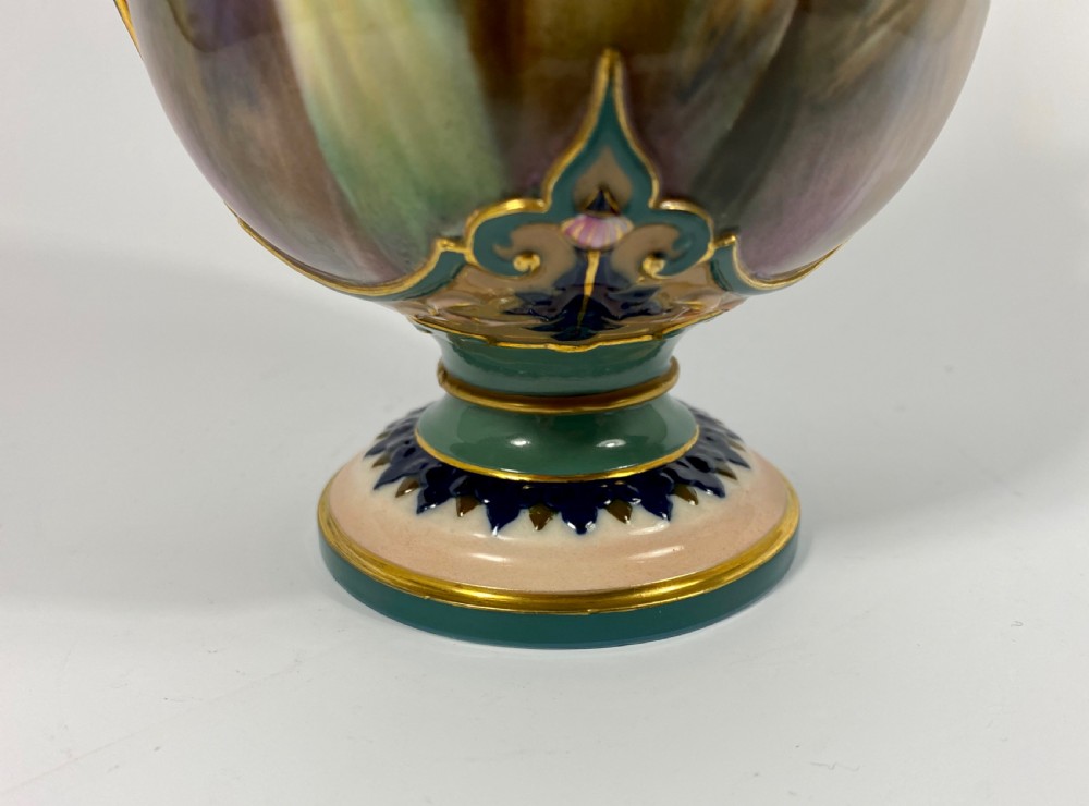 Hadley’s Worcester porcelain vase, c. 1900. View VIII