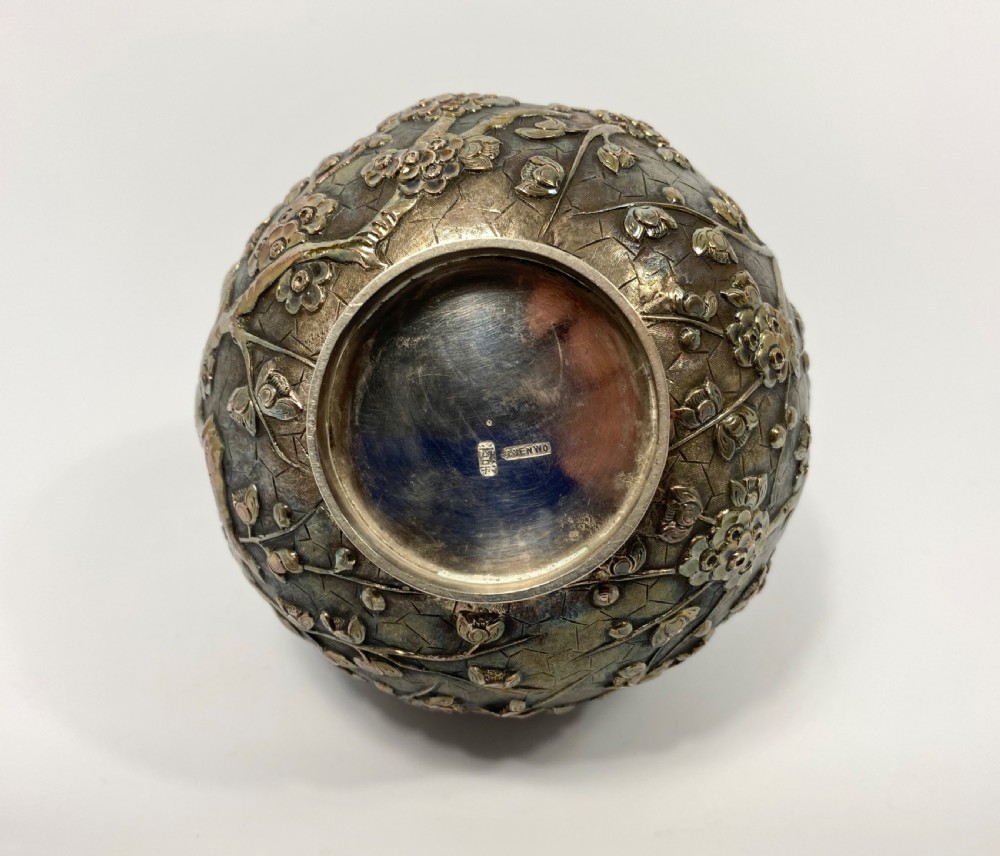 Chinese silver flask. Cherry Blossom. Luen Wo, Shanghai, c. 1890. View XI