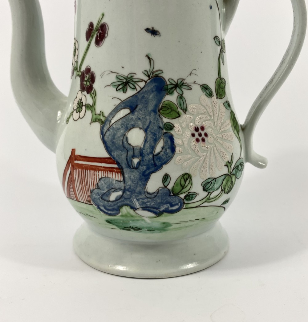Richard Chaffers, Liverpool porcelain coffee pot and cover, c. 1758. View III