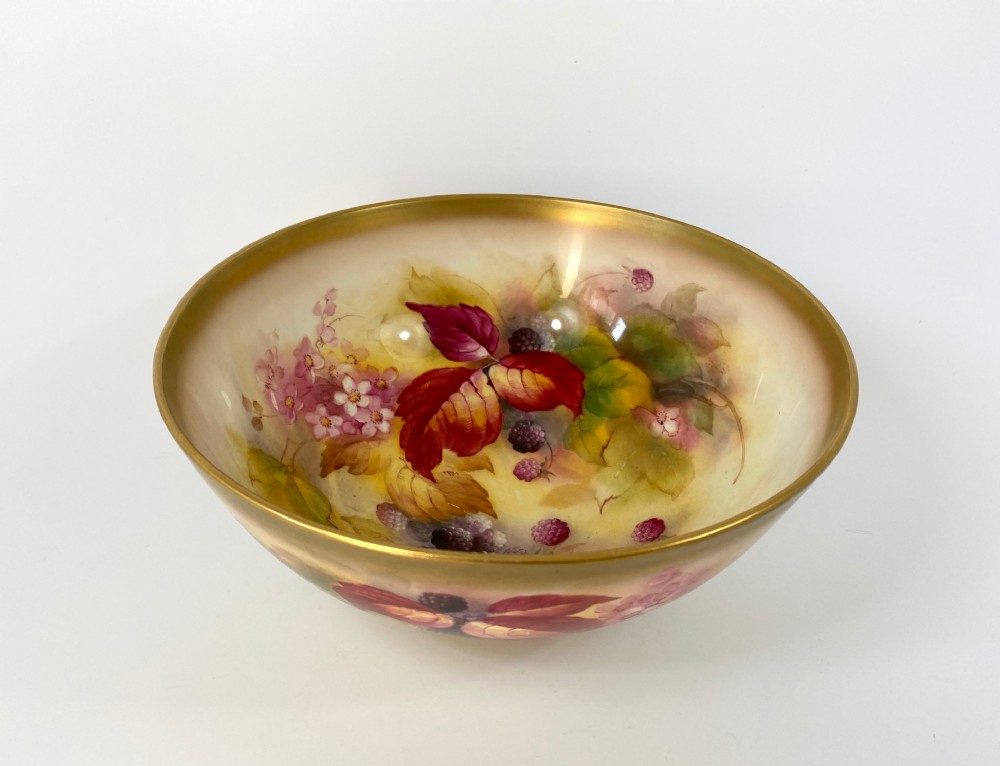 Royal Worcester porcelain bowl, Kitty Blake, dated 1930.