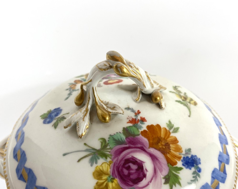 Pair Meissen porcelain ecuelle, covers, and stands. Marcollini Period, c. 1790. View XI