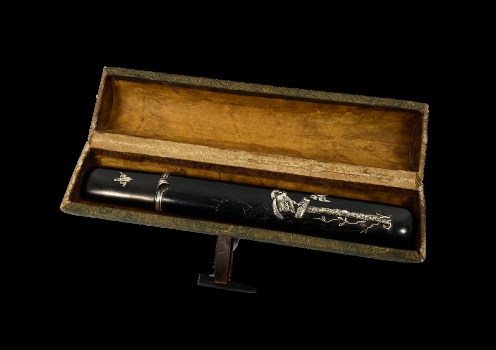 Japanese kiseru, and case, Isobe Shousei, Meiji Period. View X