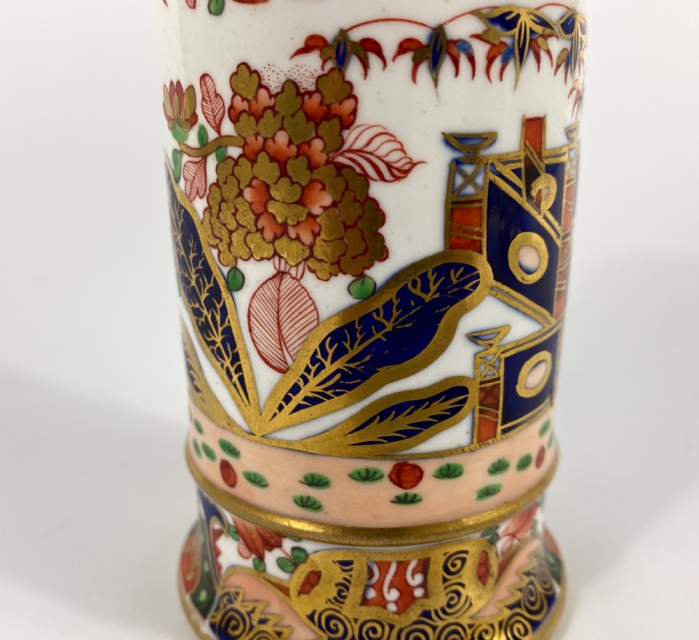 Spode porcelain ‘Imari’ spill vase, c. 1810. View IX