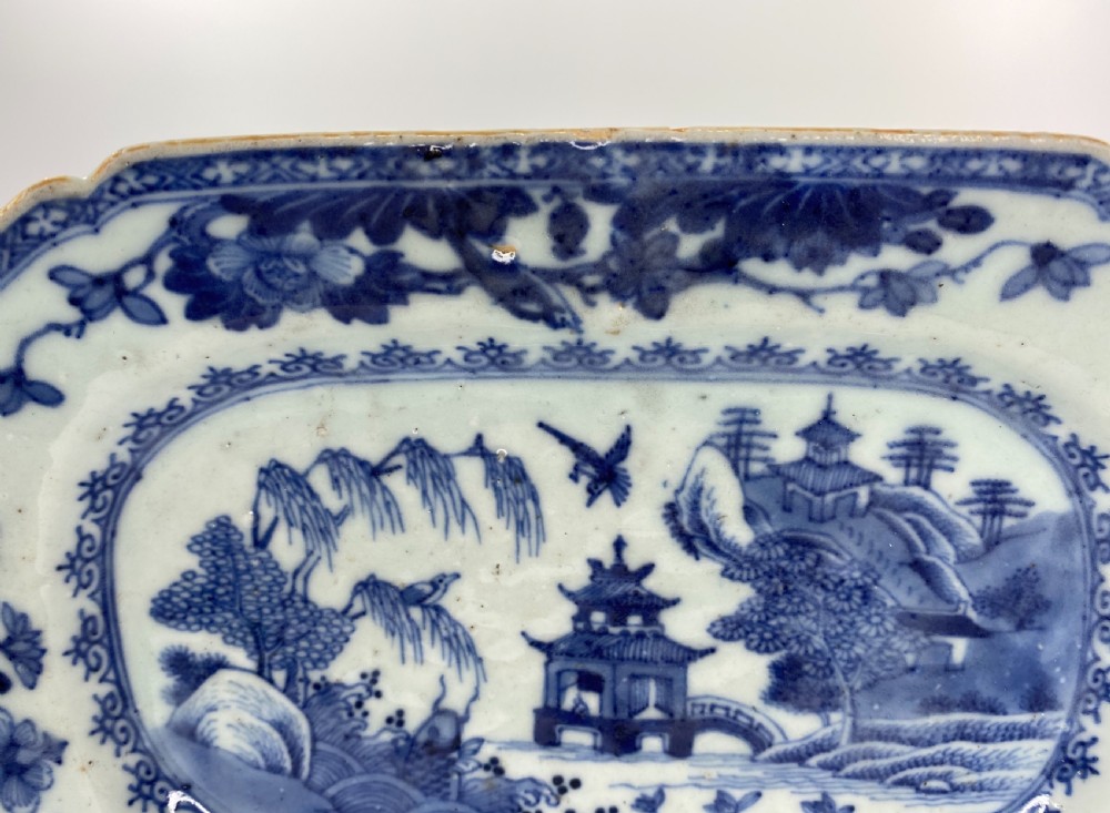 Chinese porcelain meat plate, c. 1760. Qianlong Period. View III