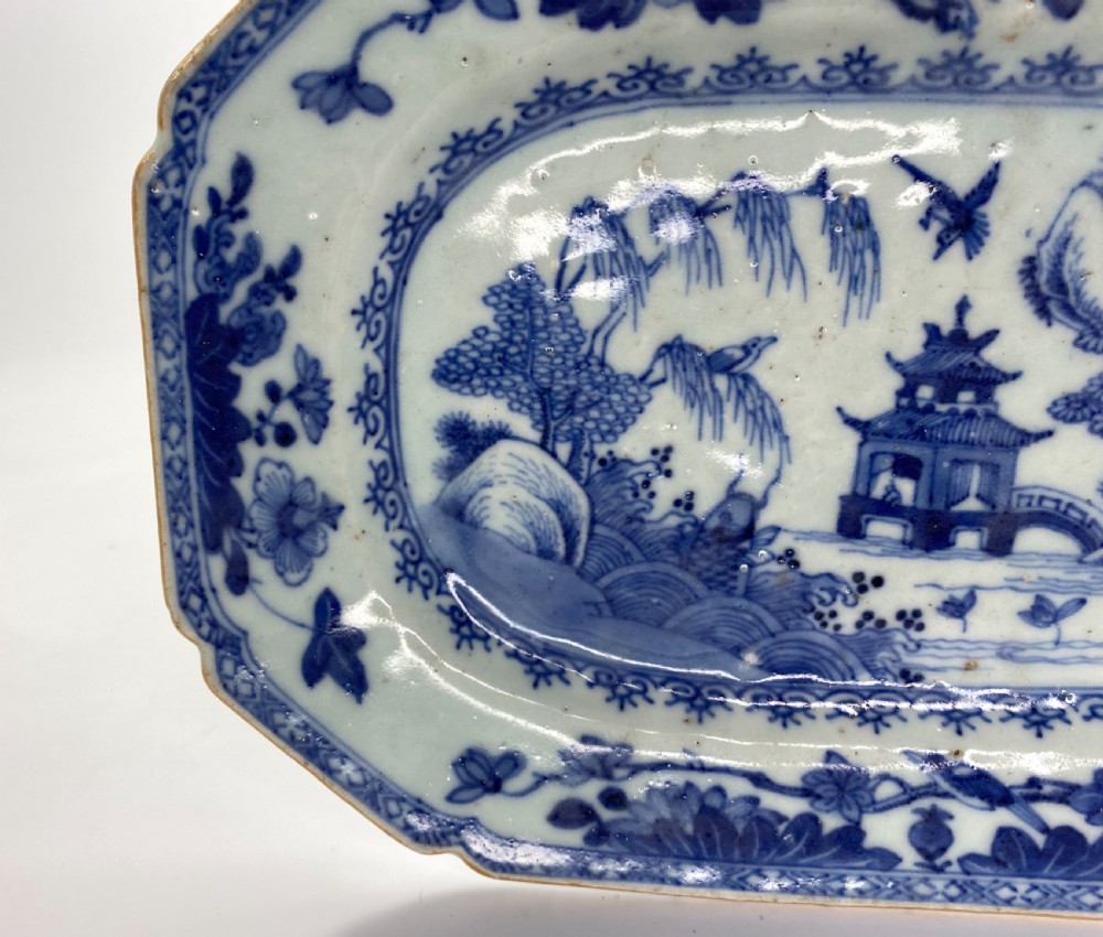 Chinese porcelain meat plate, c. 1760. Qianlong Period. View IV
