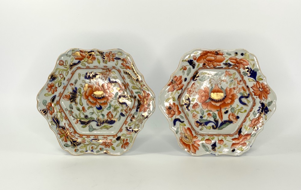 Pair Masons Ironstone tureens, covers and stands, c. 1815. View III