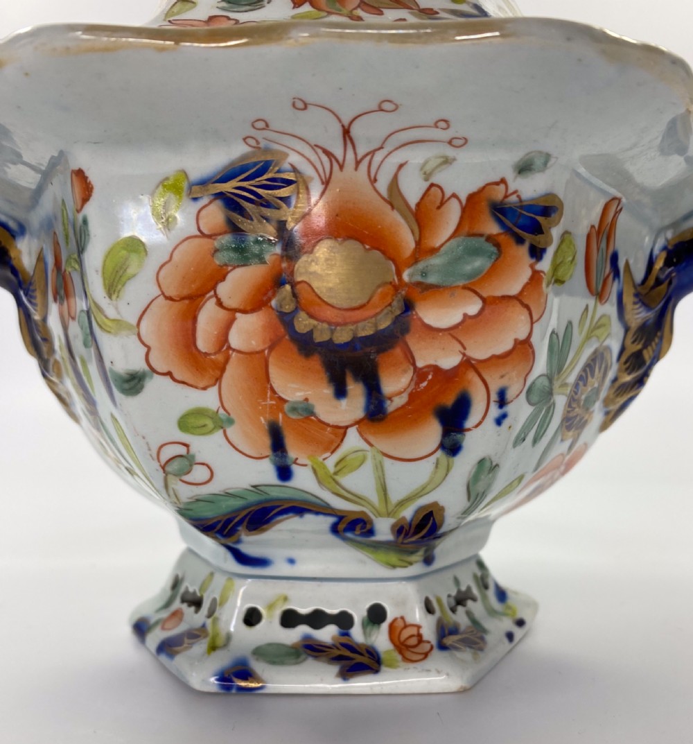 Pair Masons Ironstone tureens, covers and stands, c. 1815. View VII