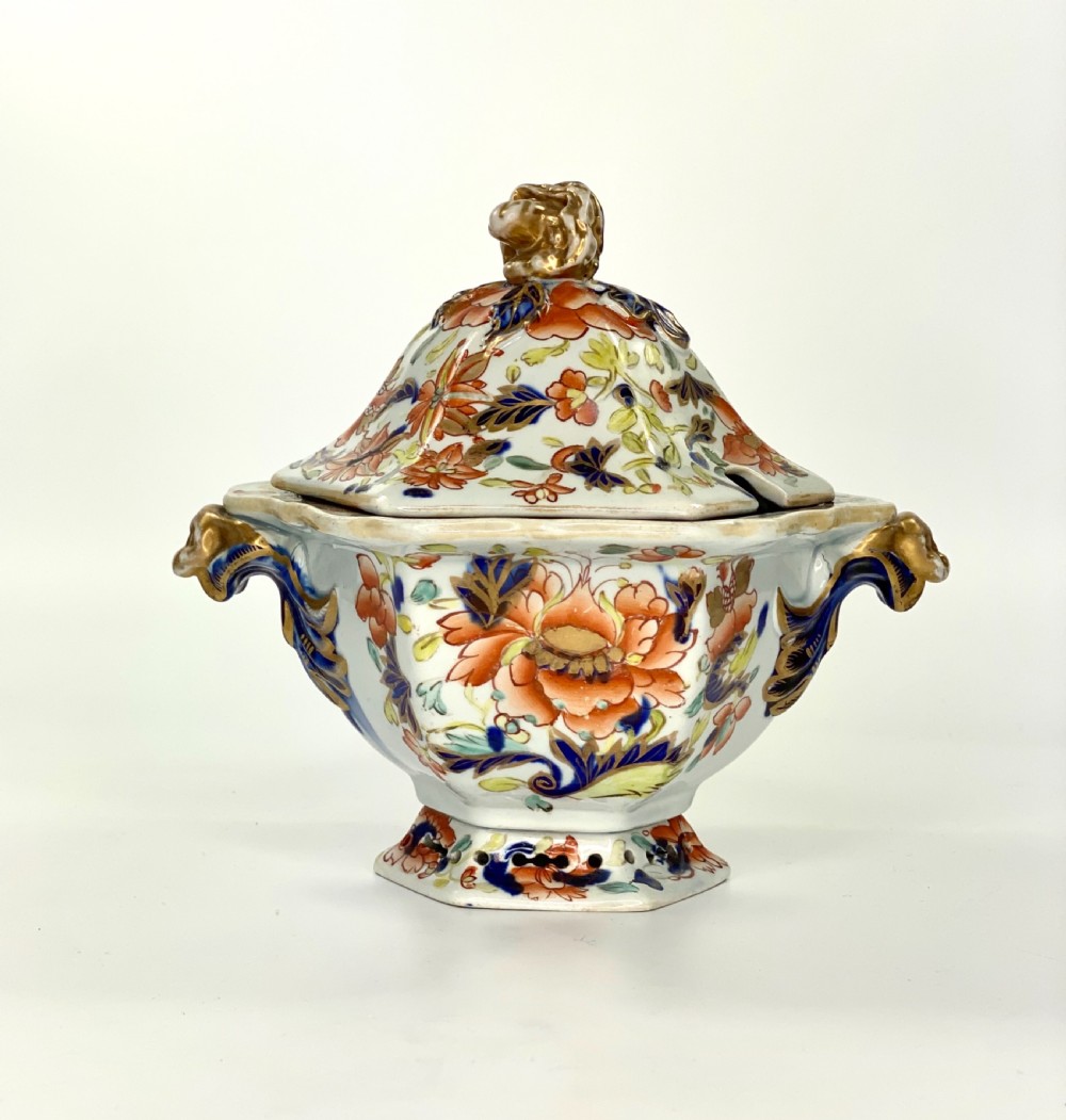 Pair Masons Ironstone tureens, covers and stands, c. 1815. View XIII