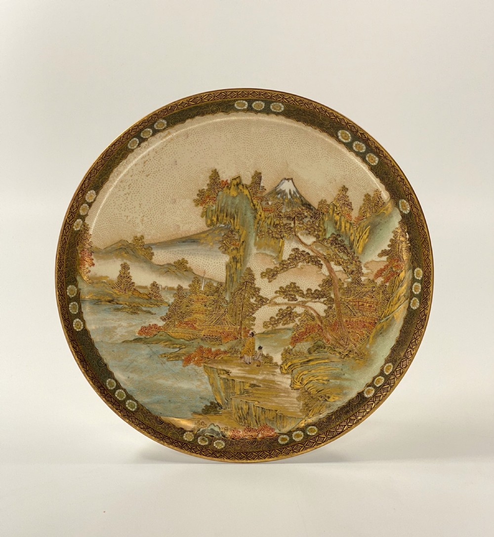 Satsuma pottery plate. Kinkozan. Meiji Period.