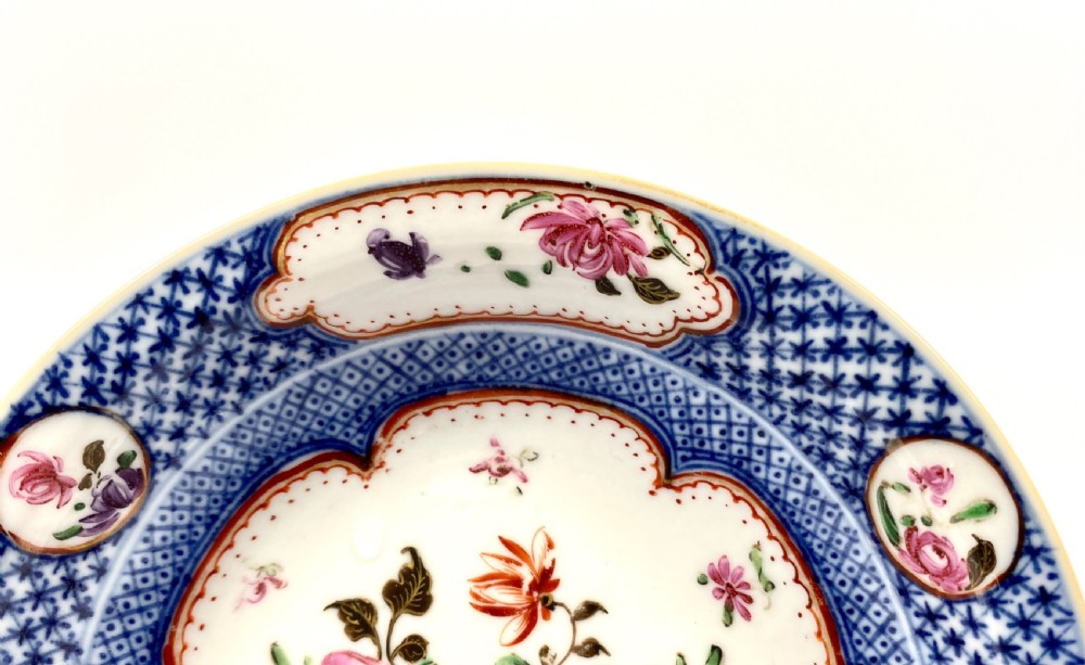 Pair Chinese porcelain dishes. Compagnie s des Indes. Qianlong Period. View XI