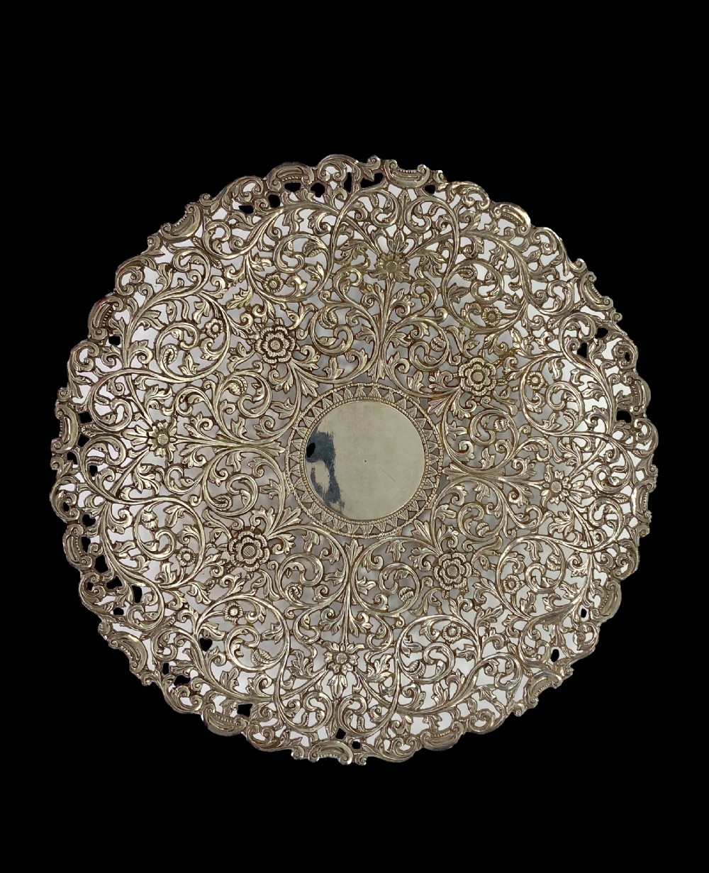 Indian Kutch reticulated silver salver, c. 1890.