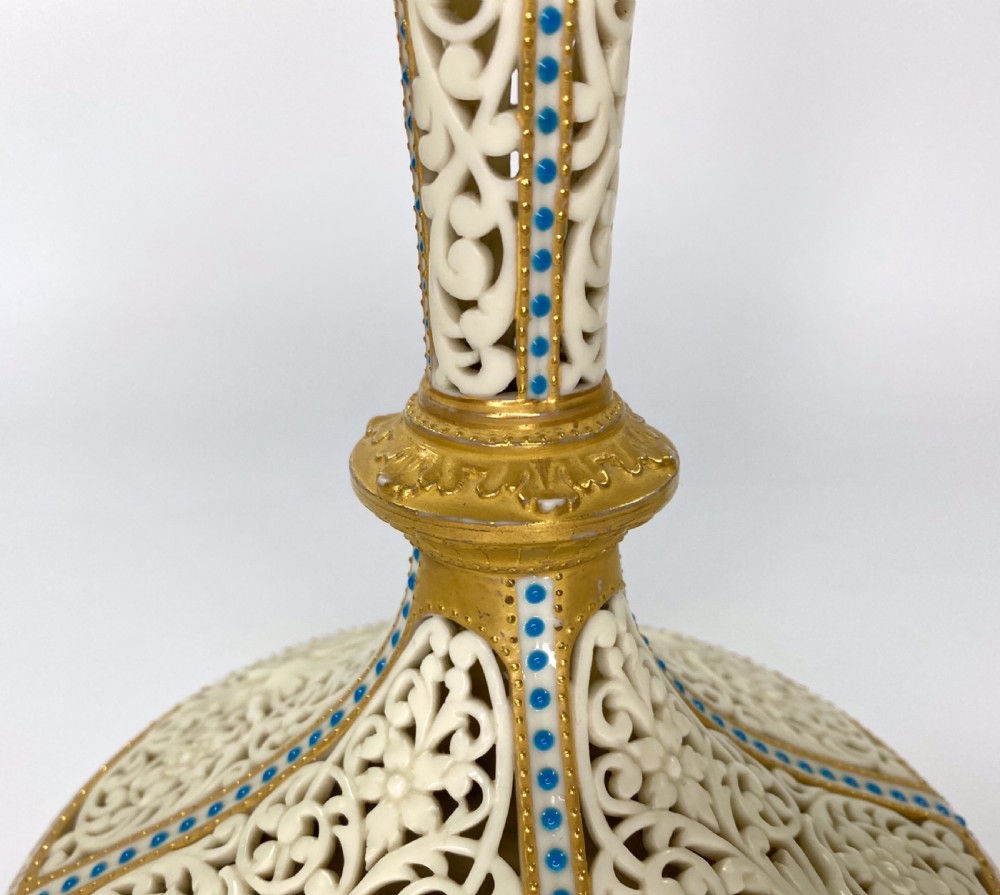 Royal China Works, Worcester porcelain vases, c. 1890. View VI