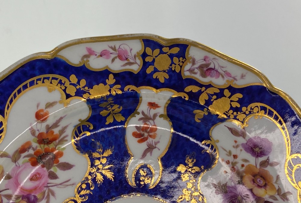 FBB Worcester ‘Blue Scale’ dish, c.1815. View VII
