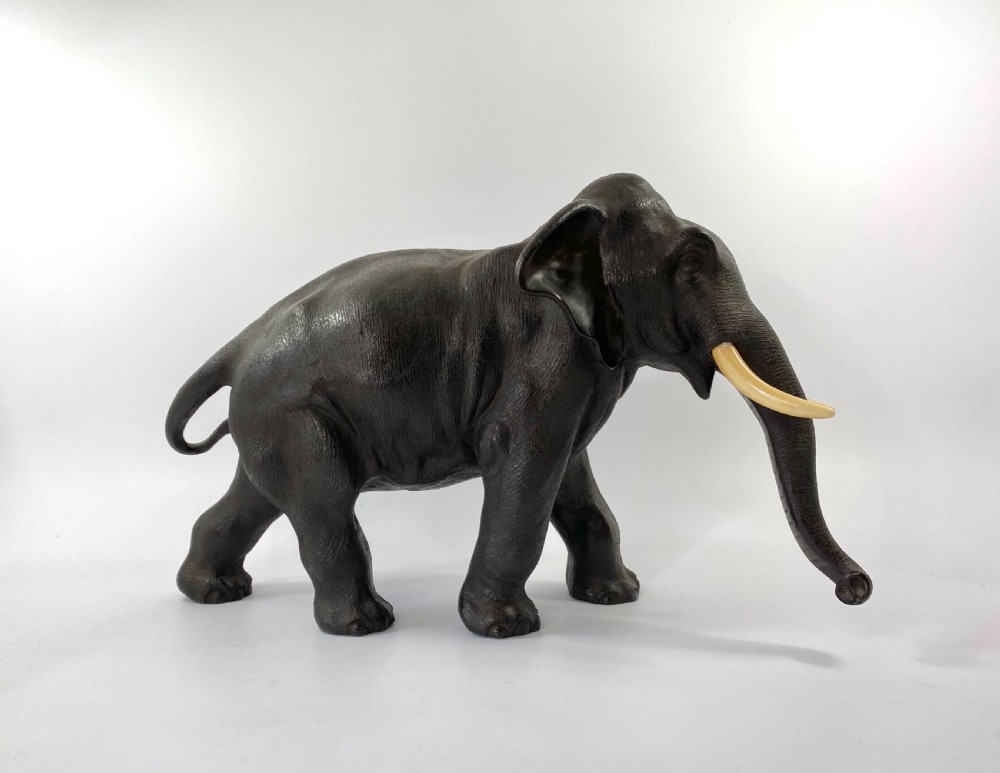 Japanese bronze elephant. Seiya. Meiji Period.