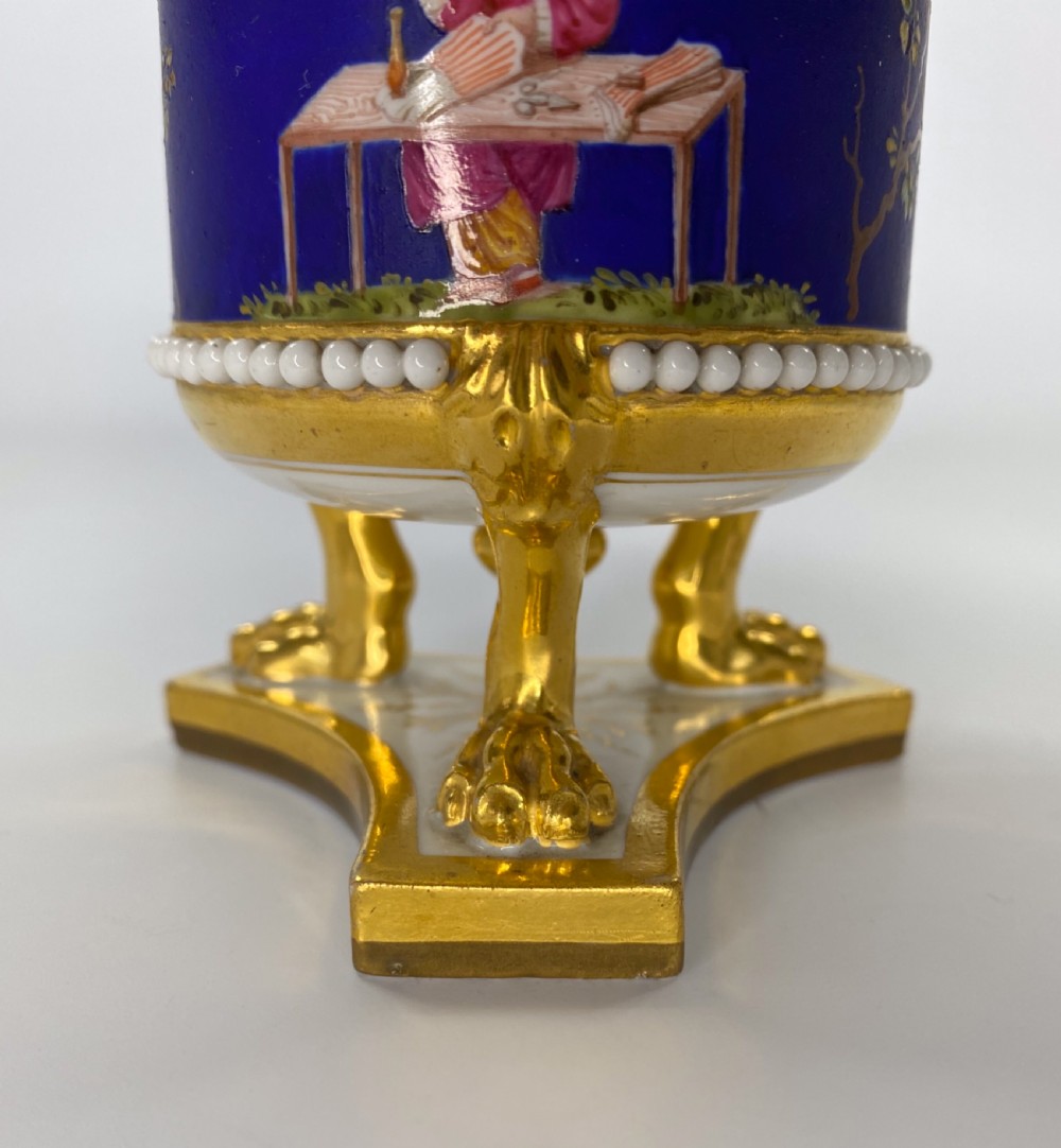 FBB Worcester ‘Chinoiserie’ porcelain urn, c. 1815 View VIII