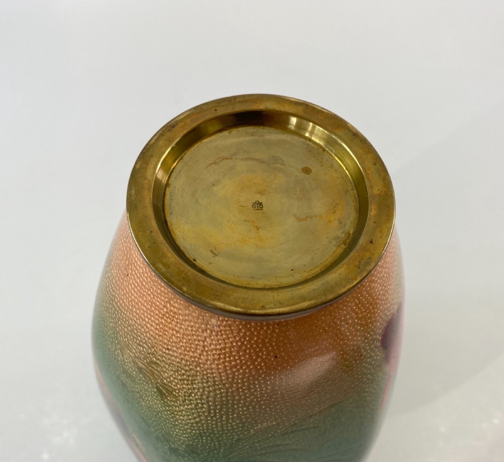 Japanese cloisonne vase. Ota Toshiro, Meiji Period. View V