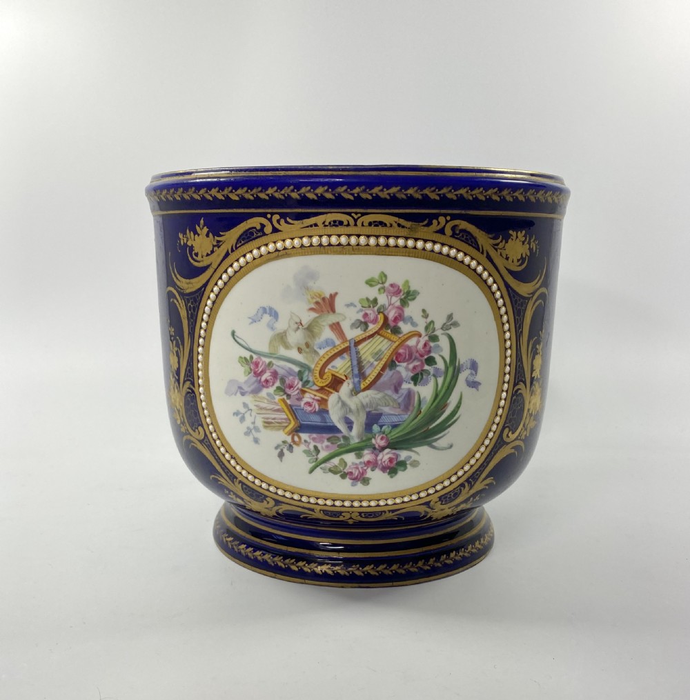 ‘Sevres’ porcelain jewelled cache pot, c. 1870. View VI