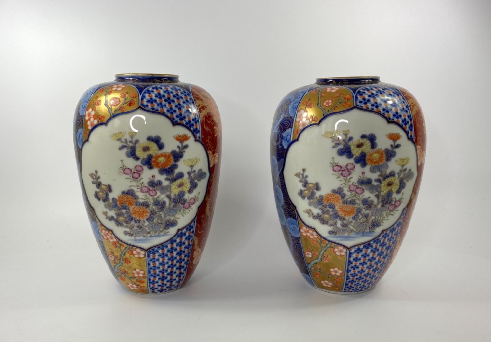Pair Koransha ‘Imari’ vases, c. 1890. Meiji Period.