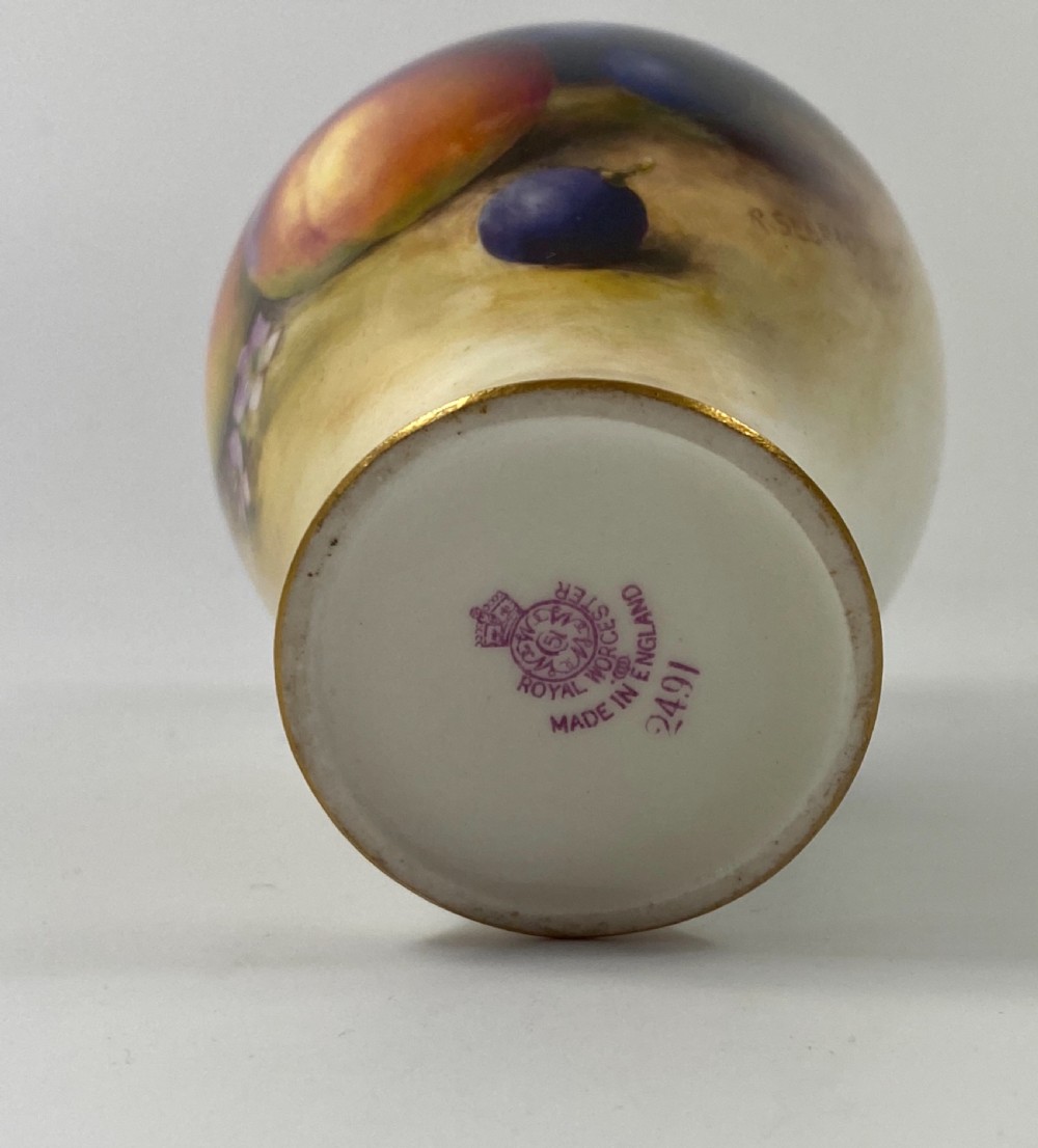 Royal Worcester porcelain vase. Richard Sebright, d. 1933. View V